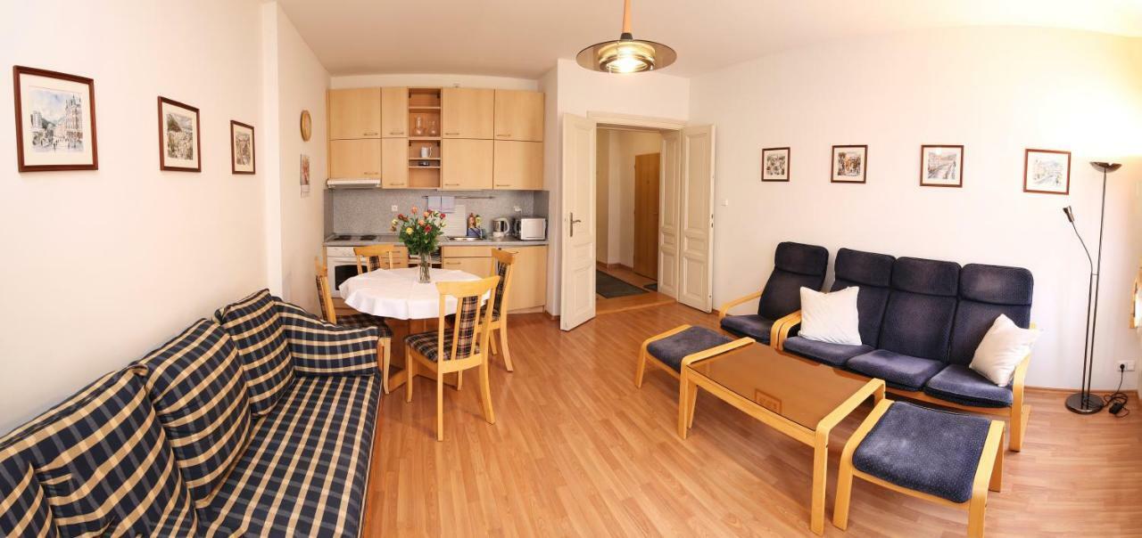 Apartman Ondrejska Karlovy Vary Exterior photo